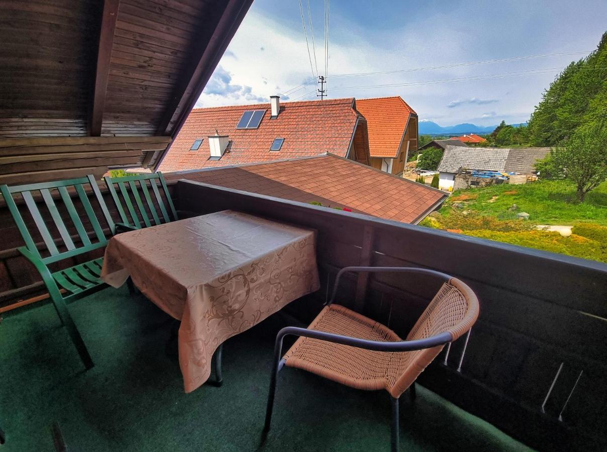 Gaestehaus Auf Der Hoehe Keutschach am See Exterior foto